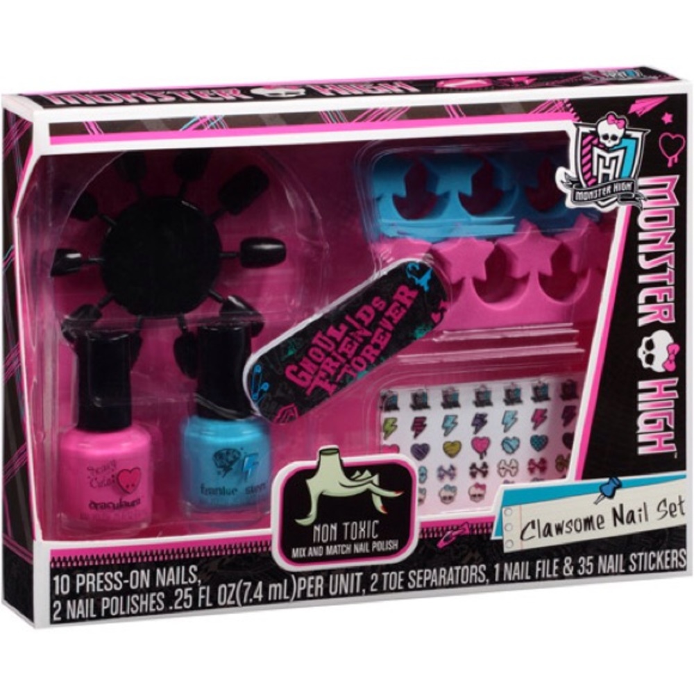 Clawsome nail set monster high